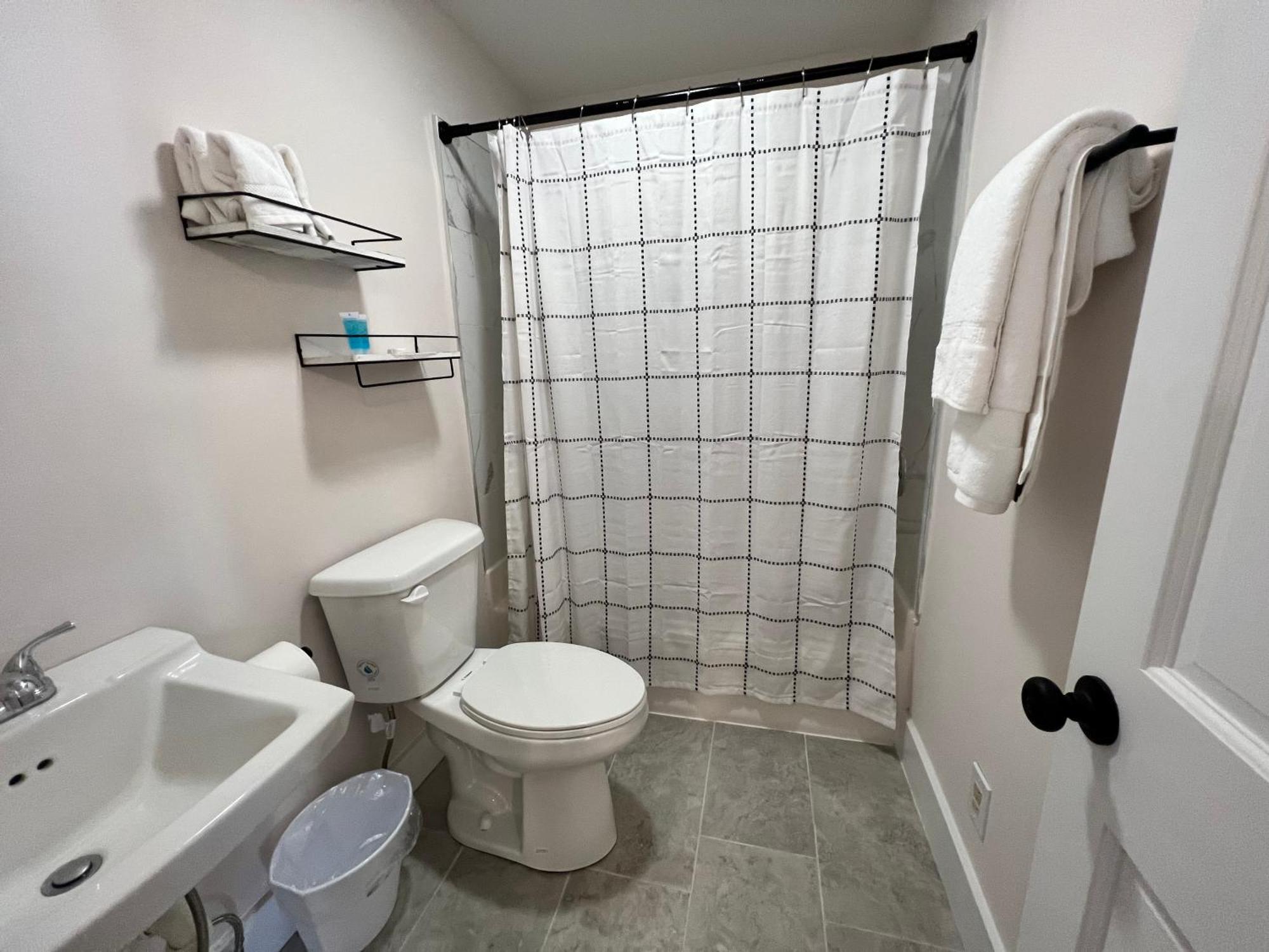 The Washington Inn Galax Bilik gambar
